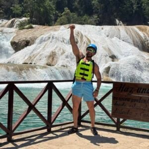 Tour: Cascadas de Agua Azul & Misol-Ha