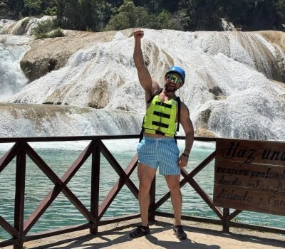 agua azul feliz